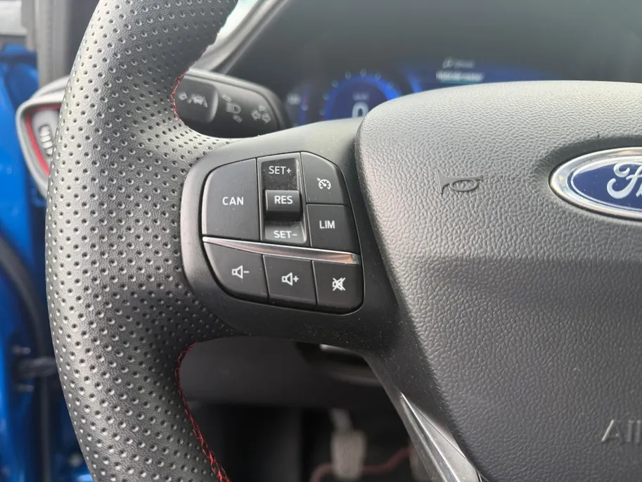 Ford Puma 1.0 EcoBoost Hybrid ST-Line X | Dealer onderhouden | Winter pack | Elektr. achterklep | Parkeersensor voor en achter | Achteruitrijcamera | B&O audio | Draadloos oplader mobiel | Cruise control | Bovag garantie |