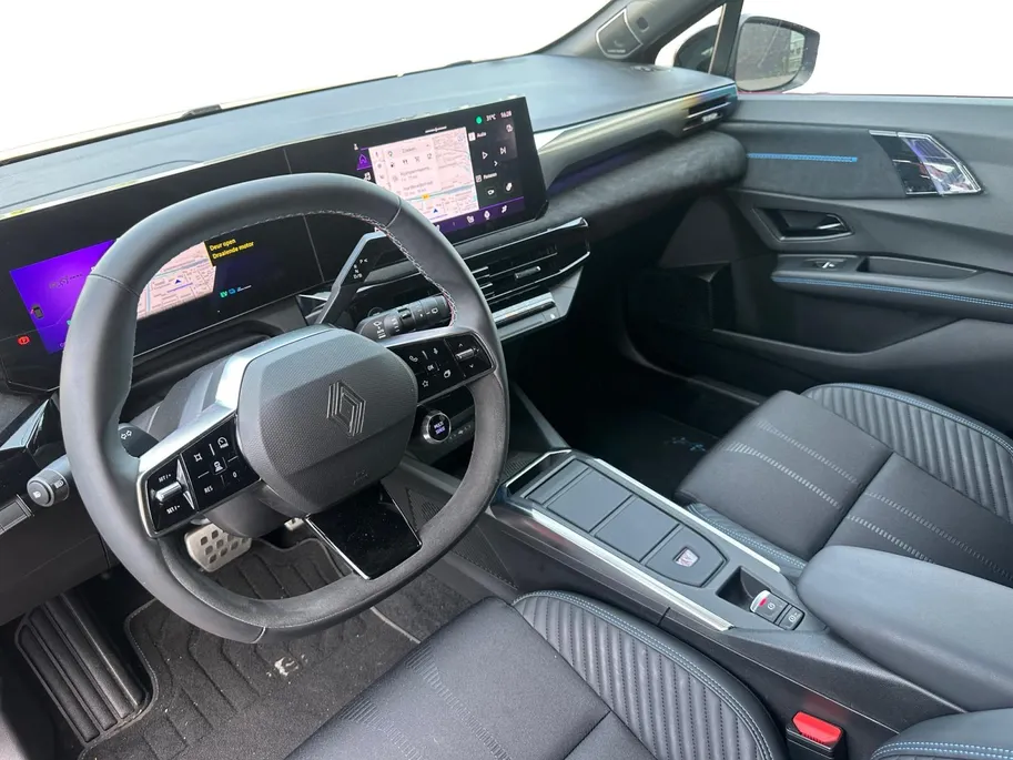 Renault Clio 1.8 Hybrid 160 esprit Alpine | Harman & Kardon | 360 Camera | Stoel- & Stuurverwarming | Apple Carplay & Android Auto | Direct Beschikbaar | Rijdende Demo |