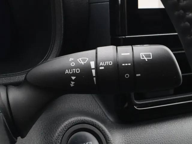 Toyota Yaris 1.5 Hybrid 130 Executive JBL | Head-up | Stuur en stoelverwarming VERKOCHT