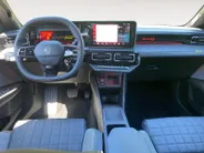 Renault 4 comfort range iconic canvas dak 52 kWh elektrisch vouwdak , nu met 1800,- voorraad korting .  Apple Carplay/Android Auto , Pack Advanced Driving Assist , Harman/kardon premium audio , lichtmetalen velgen 18' , voorstoelen verwarmd , warmtepomp , navigatie