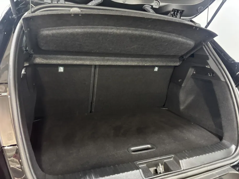 Renault Captur 90PK TCe Techno | Pack Winter | Navi | Climate Control | Camera | Parkeersensoren | Apple CarPlay/Android Auto | Lichtmetalen Velgen | Full LED | Armsteun | Digital Cockpit |