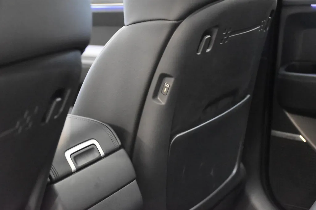 Hyundai Santa Fe 1.6 T-GDi PHEV 4WD 7pl Premium Pro I 1700 Kg Trekgewicht