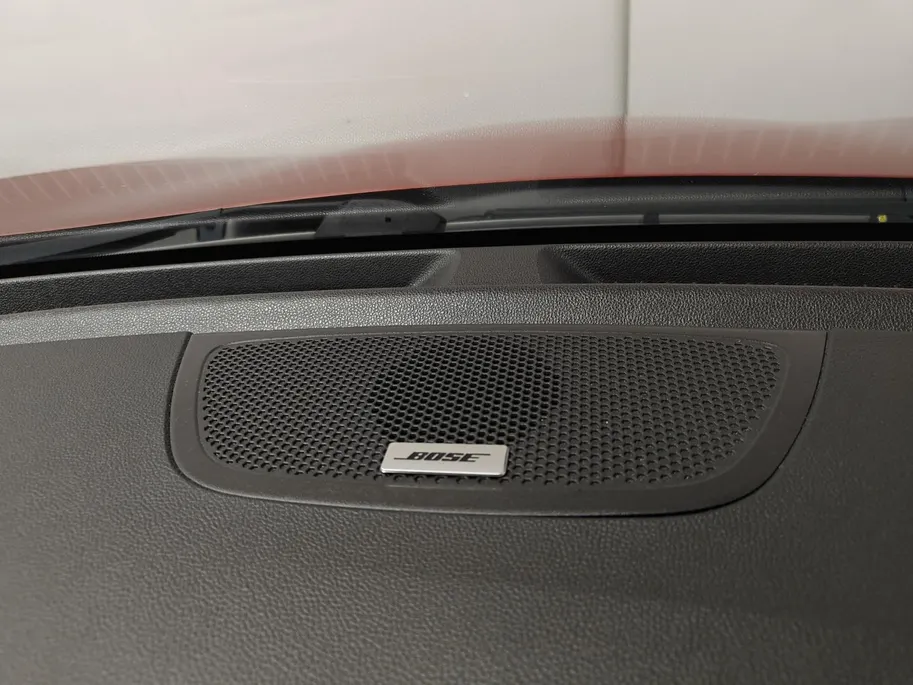 Renault Kadjar 1.2 TCe Bose NAVI AIRCO CAMERA 360 PARKEERSENSOREN BOSE GELUIDSSYSTEEM LM VELGEN HOGE INSTAP KEYLESS ENTRY DEALER ONDERHOUDEN