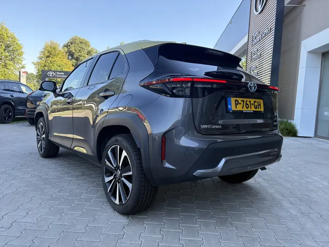 Toyota Yaris Cross 1.5 Hybrid Launch Edition | Bi-Tone | HUD | VERKOCHT
