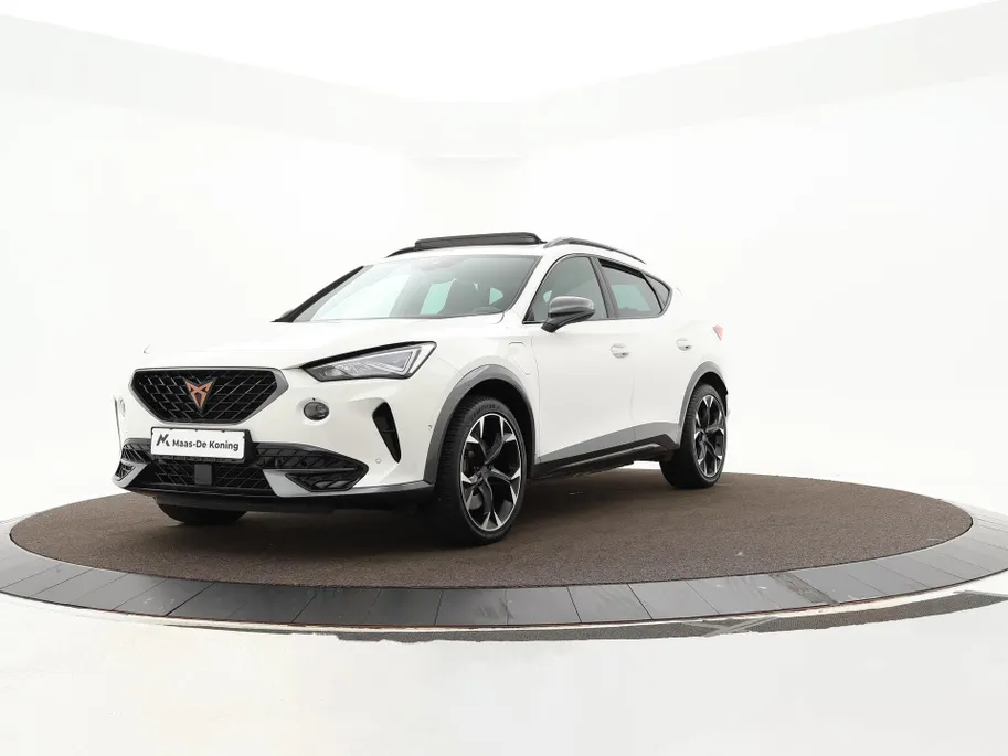 CUPRA Formentor 1.4 TSI e-Hybrid 245pk DSG VZ Performance Limited · Panoramadak · Camera · Stuur- & Stoelverwarming · Keyless · Dodehoeksensor · 19'Velgen ·