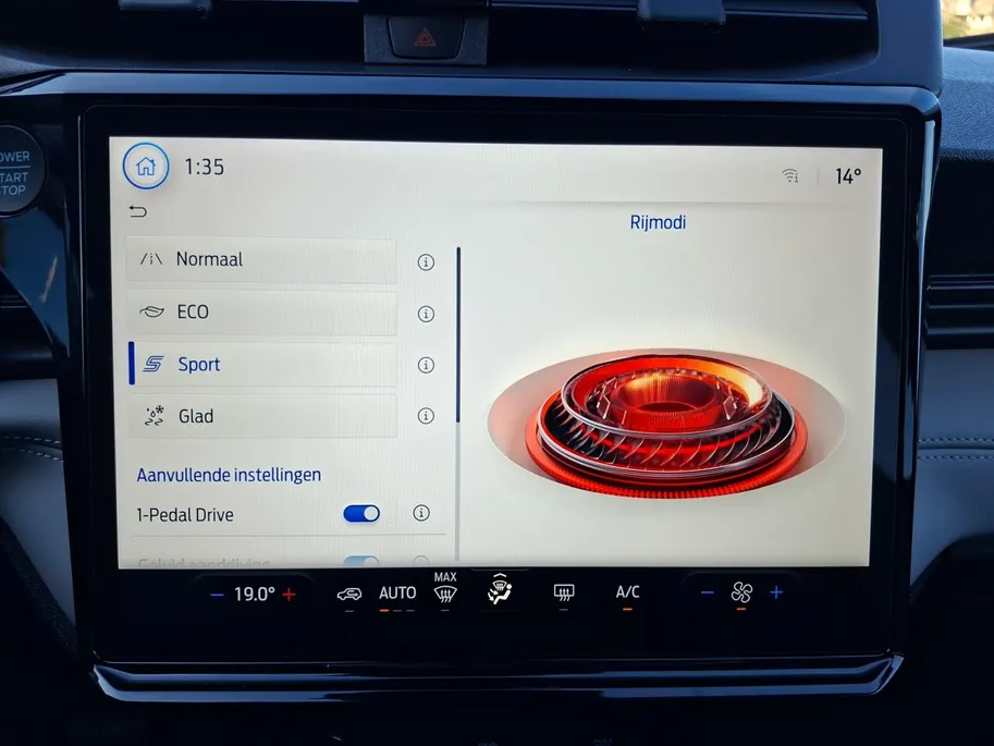 Ford Puma Gen-E Premium 44 kWh | Climate Control | Camera | Parkeersensoren | B&O Audio | Matrix Ledkoplampen | Halfleer bekleed | Apple Carplay&Android Auto | El. Achterklep | Navigatie |