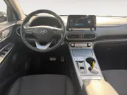 Hyundai Kona EV Fashion Design 39 kWh | Zeer nette auto | Dealer onderhouden | SOH 89,7% | Zeer compleet | Stoel & stuurverwarming | Apple Carplay / Android Auto |