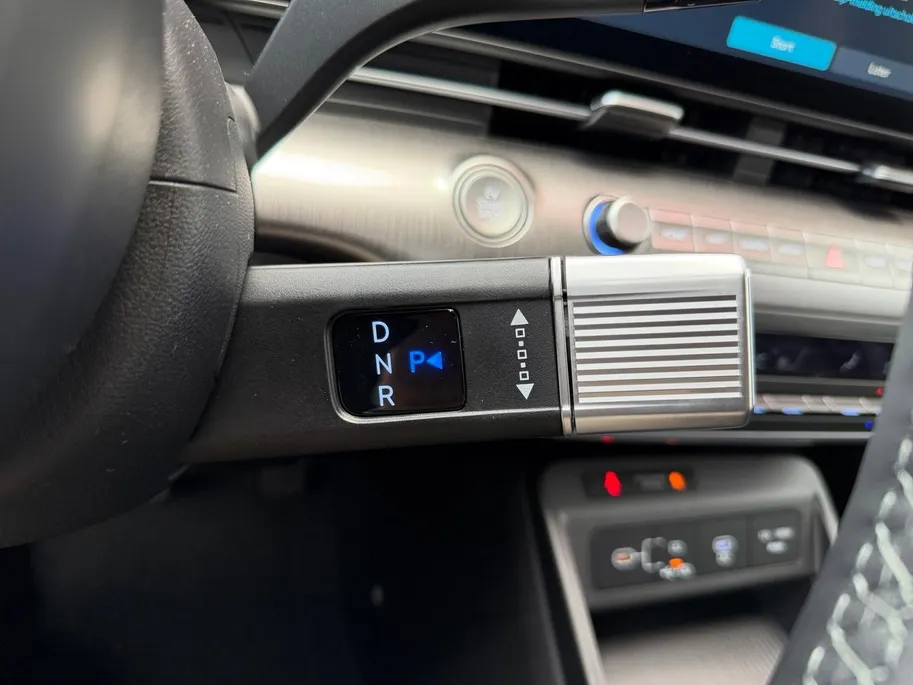 Hyundai Kona Electric Standard Range Pure Edition 48.6 kWh | Z&Z Topdeal! | Van €33.790,- , nu voor €32.290,-  |