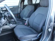 Ford Focus Wagon 1.0 EcoBoost ST Line Business | Stuur-/stoel-/voorruitverwarming | Camera | Clima | Draadloze telefoonlader | 17' LM | Navi |