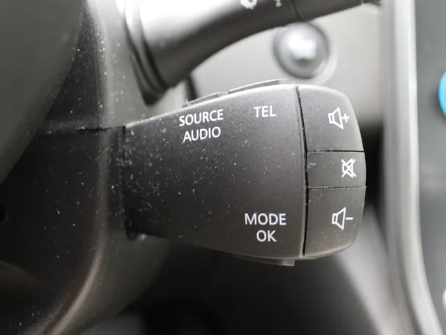 Renault Scénic 1.3 TCe Intens | automaat | navigatie | achteruitrijcamera