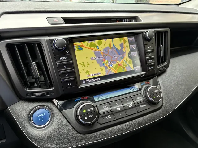 Toyota RAV4 2.5 Hybrid AWD Style