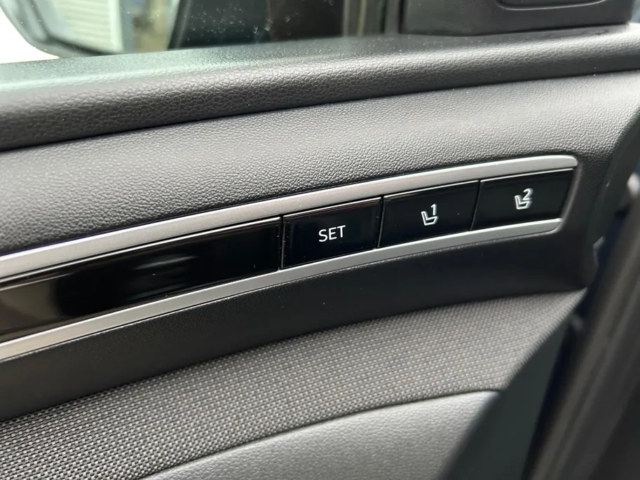 Hyundai Tucson 1.6 T-GDI HEV Premium Sky + Winterbanden! | 1650kg trekgewicht | Navi | 360 Camera | Stoel+ stuurverwarming | Elek. stoelverstelling