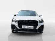 Audi Q2 35 TFSI S Edition Automaat | S-Line uitgevoerd | Metallic lak | Panoramadak | Privacy Glass | Stoelverwarming | Bovag garantie | NAP |