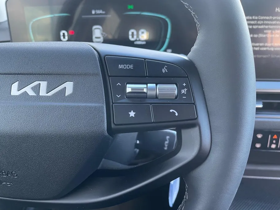 Kia Stonic 1.0 T-GDi MHEV DynamicLine | Navigatie | Parkeer camera | Cruise control | Stoel + Stuur verwarming | DEMO