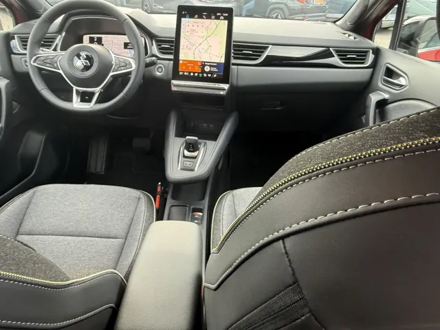 Mitsubishi Grandis 1.8 HEV First Edt.