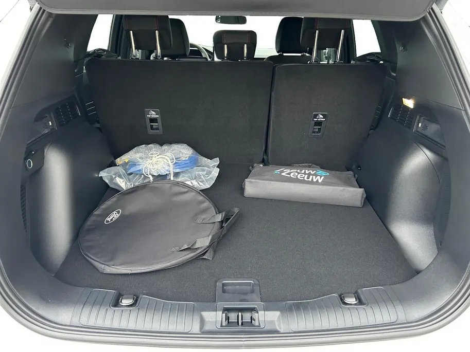 Ford Kuga 2.5 PHEV ST-Line X | Nieuw te bestellen | tot €5.000,- korting | 2100kg trekgewicht | 0,99% rente Ford Options!
