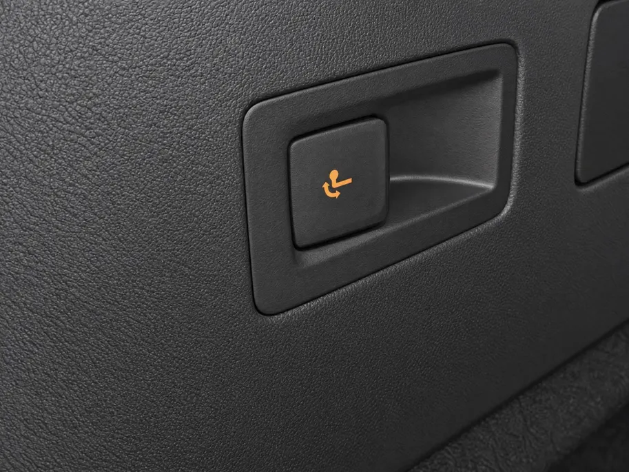 Volkswagen ID.7 Pro Limited Edition 77 kWh accu 286 pk · Trekhaak inklapbaar, met elektrische ontgrendeling ·