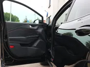 Ford Puma 1.0 EcoBoost Hybrid ST-Line X 125pk met Winter Pack en 17 inch All-season banden