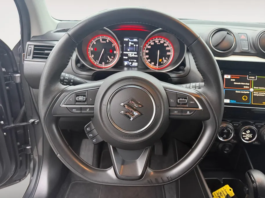 Suzuki Swift 1.2 Stijl | Cruise/ Climate Control | Navigatie | Camera | Trekhaak |