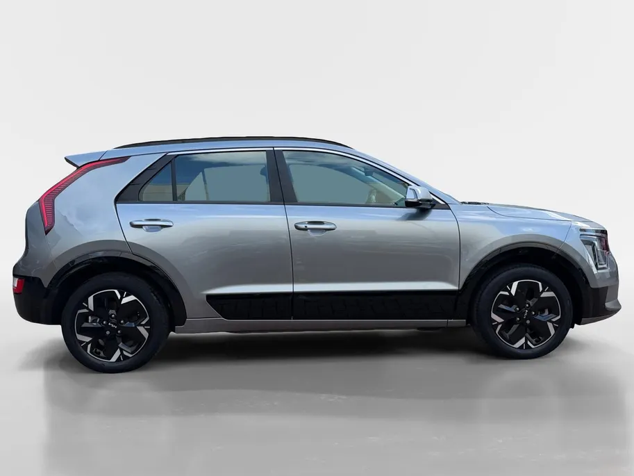 Kia Niro EV DynamicLine 64.8 kWh | Zeer nette auto | Navigatie | Apple CarPlay & Android Auto | Achteruitrijcamera | Fabrieksgarantie t/m 6-2030 |