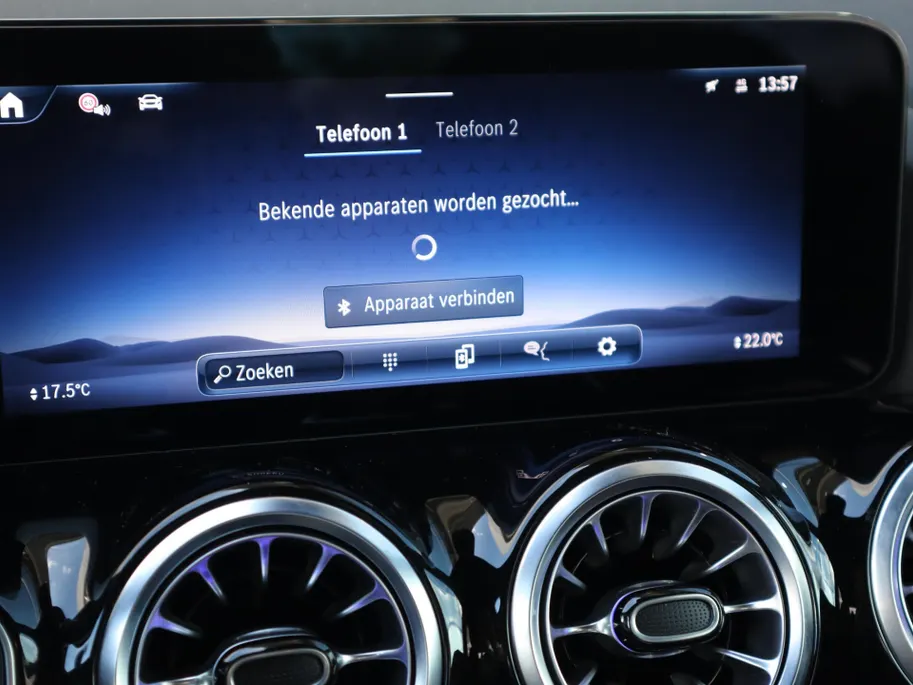 Mercedes-Benz B-Klasse 180 Business Solution AMG l Keyless l Achteruitrij camera l Stoelverwarming