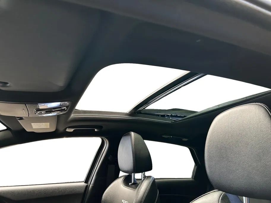 Kia ProCeed 1.0 T-GDI GT-Line | Elektrisch Glazen Schuif / Kanteldak | Apple Carplay / Android Auto | Navigatiesysteem | Stoel + Stuurverwarming | Licht + Regensensor | Parkeersensoren + Camera Achter | Cruise Control | 17” Lichtmetalen Velgen | Climate Control Rijst