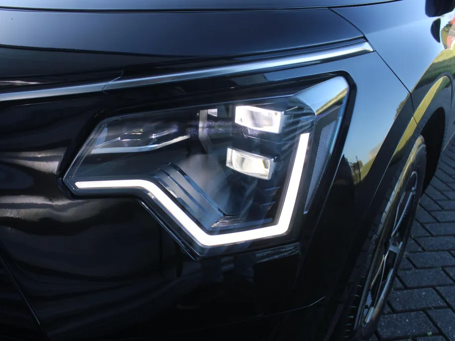 Kia Niro 1.6 GDi Hybrid DynamicPlusLine | Schuif-/kanteldak | Stuur-/stoelverwarming | Cruise adapt. | Camera | HUD | LED | Clima | 16' LM | Navi |