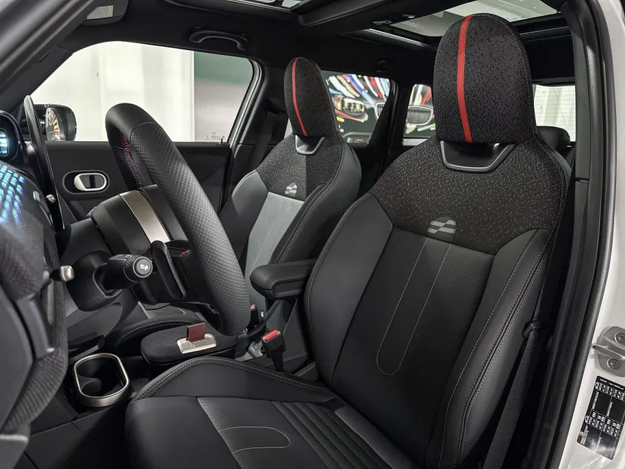 MINI Cooper 5-deurs Cooper S John Cooper Works