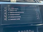 Audi e-tron Sportback 55 quattro S Line 95 kWh 300kW/408PK · Panoramadak · Trekhaak · Camera · Leder · Stoelverwarming · Drive select ·  Garantie t/m 18-10-2027 of 100000km.