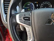 Mitsubishi Outlander 2.4 PHEV Pure Apple Carplay/Android Auto , electronic climate controle , cruise control , kunstlederen bekleding , lichtmetalen velgen 16' , voorstoelen verwarmd