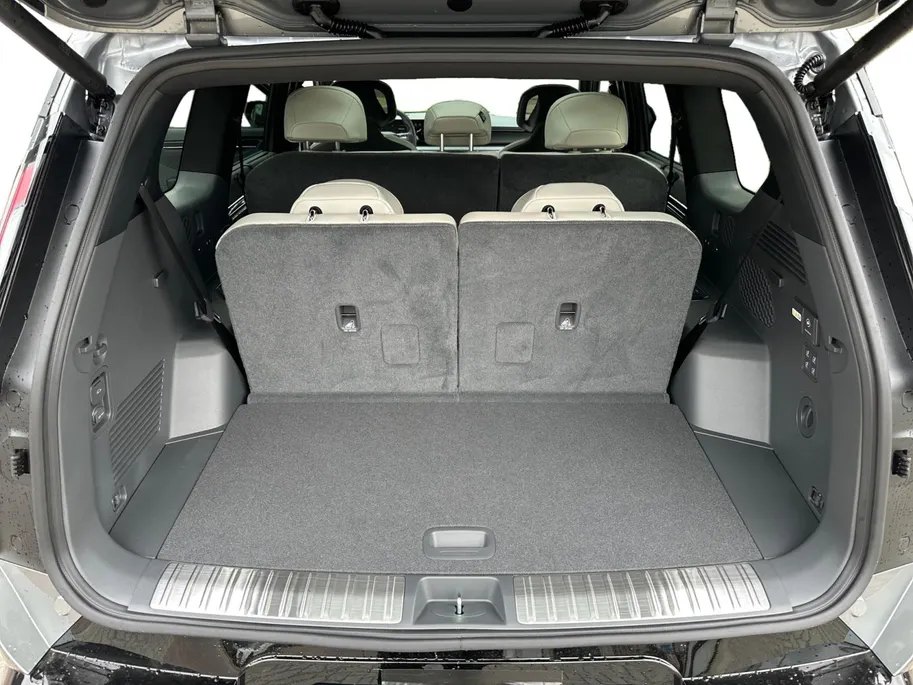 Kia EV9 GT-Line AWD 99.8 kWh Nu te bestellen | nu met €3.000,- inruilpremie! | 2,99% rente | GT-Line Vegan lederen stoelbekleding