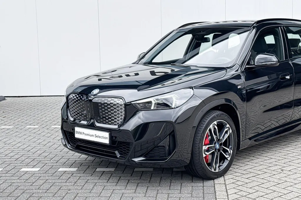 BMW iX1 eDrive20 67 kWh