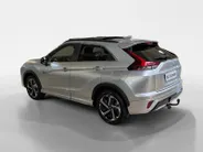 Mitsubishi Eclipse Cross 2.4 PHEV Instyle | Schuif-/ kanteldak | Achteruitrijcamera | Parkeersensoren voor & achter | Stoelverwarming | Navigatie | Trekhaak | BOVAG GARANTIE |
