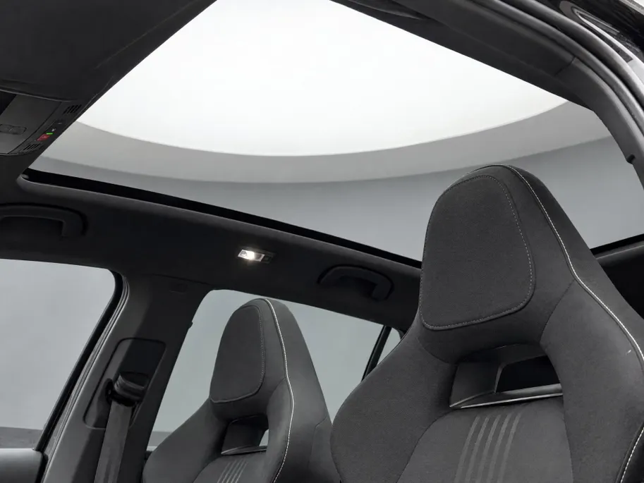 Škoda Kamiq 1.0 TSI 110pk DSG Monte Carlo · Camera · Keyless · Stoelverwarming · Apple/Android Car Play · Elek. Achterklep · 18'Velgen · Sportstoelen ·