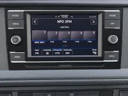 Volkswagen Bedrijfswagens Transporter 2.0TDi 150pk DSG L2 · Achteruitrijcamera · bijrijdersbank · automaat · Apple Carplay / Android Auto ·