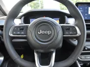 Jeep Avenger 1.2 e-Hybr Summit Great car, small price