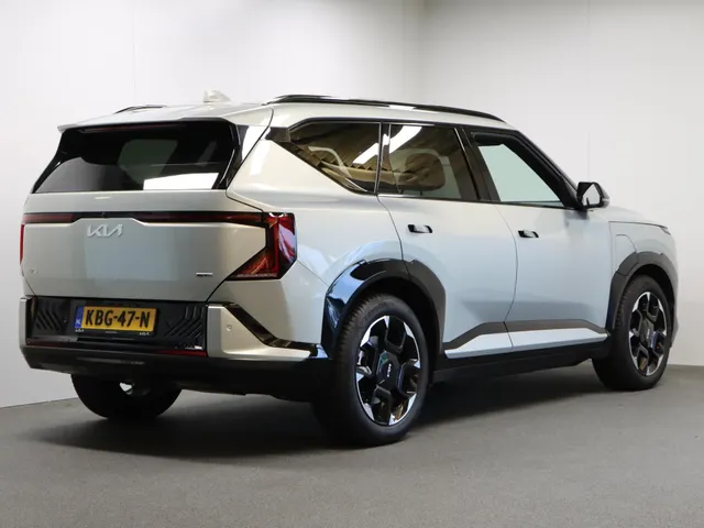 Kia EV5 GT-Line Business Edition 81.4 kWh Afneembare trekhaak & 4 Seizoensbanden