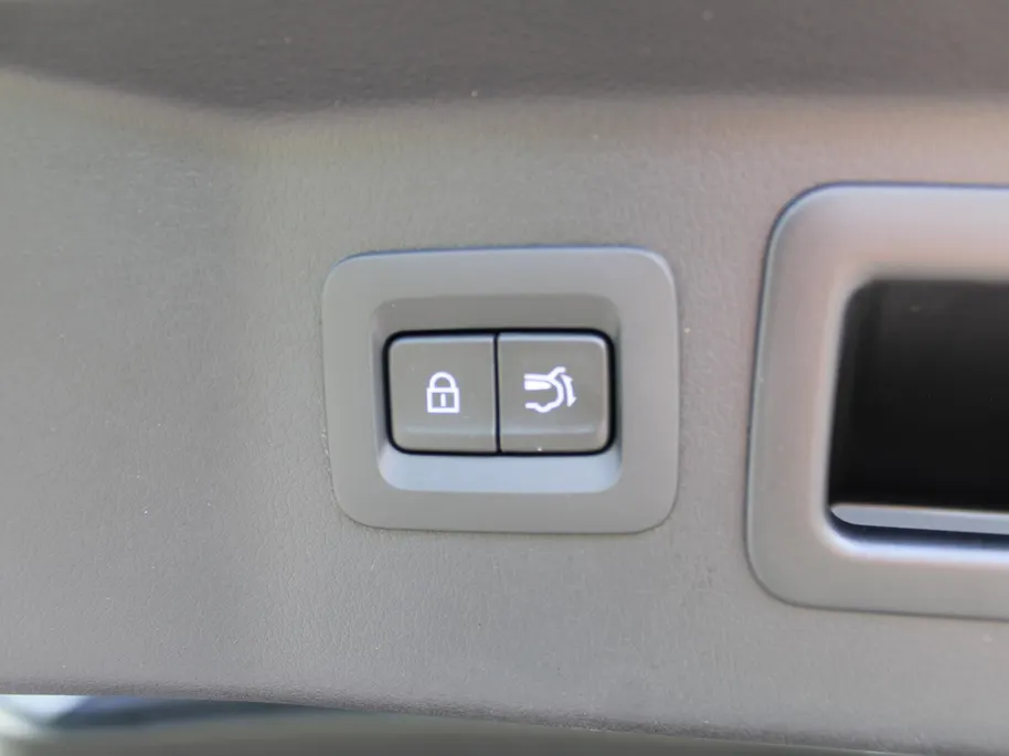 Mazda CX-80 2.5 e-SkyActiv PHEV Homura Plus | Stuur-/stoelverwarming+ventilatie | Schuifdak | Leer | HUD | Elek. stuur-/stoelverstelling | Camera rondom | 20' LM |
