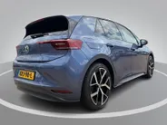 Volkswagen ID.3 Neo Style 58 kWh · Assistance Pakket ·  Panoramadak · Interieur Style Pakket · Steunhaak