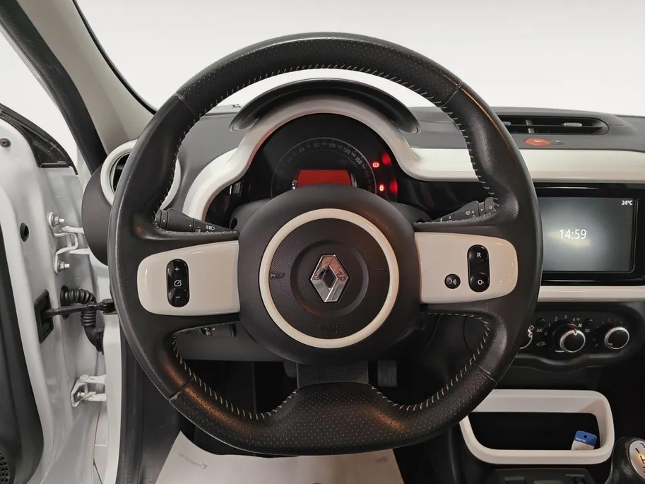 Renault Twingo 1.0 SCe Collection NAVI AIRCO CAMERA CRUISE CONTROLE PARKEERSENSOREN ANDROID AUTO CENTRAAL VERGRENDELING 12 MAANDEN GARANTIE ZEER MOOIE AUTO