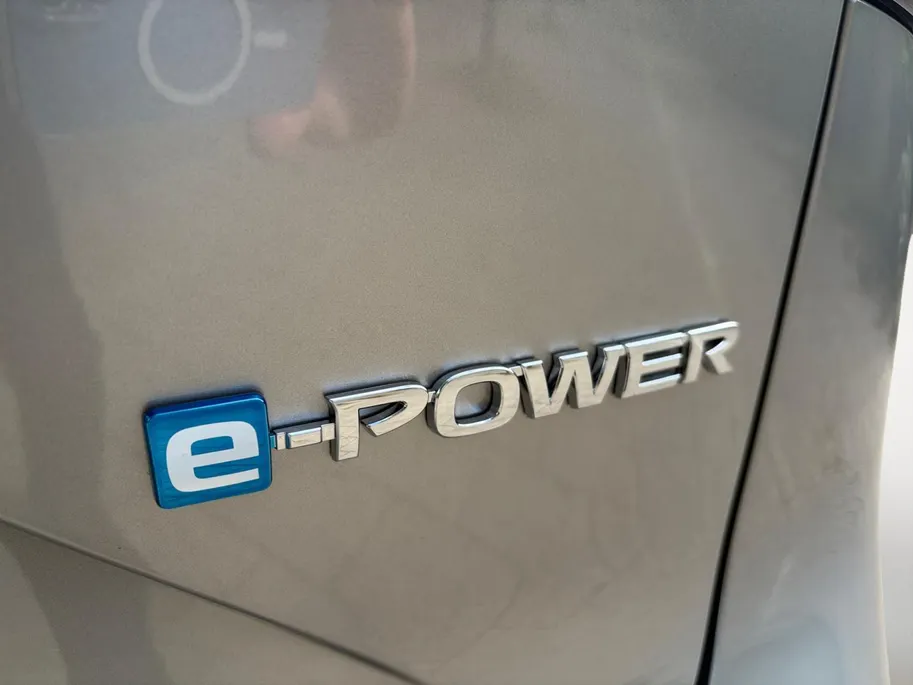 Nissan QASHQAI 1.5 e-Power N-Connecta | NISSAN MORE 10 Jaar garantie | DIRECT LEVERBAAR | €6000,- KORTING | PANORAMA DAK | COLD PACK | 360 GRADEN CAMERA |