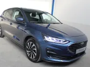 Ford Focus 1.0 EcoBoost 125PK Hybrid Titanium | Winter-pack | Driver Assistance Pack | Parking Pack | Apple Carplay / Android Auto | DAB radio | Full LED | Keyless Entry & Start | Parkeersensor voor & achter |
