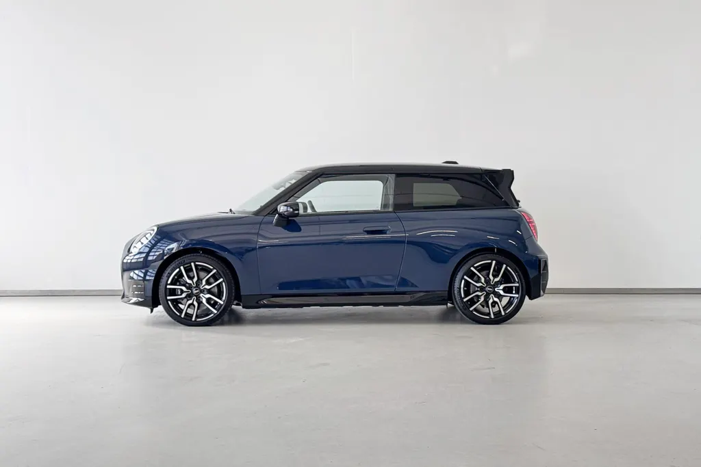 MINI Cooper 3-deurs Electric E John Cooper Works M 40.7 kWh