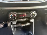 Kia Picanto 1.0 DPi DynamicPlusLine | AUTOMAAT | Climate control | Apple/Android Carplay| Parkeercamera | All-Season banden | Keyless