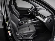 Audi A3 Sportback 40 TFSIe 204pk S-tronic S edition · Camera · Apple/Android Car Play · Stoelverwarming · Navigatie · P-Sensoren · 17'' Inch · Garantie t/m 21-07-2029 of 100.000km  · EXTRA INRUILKORTING ·