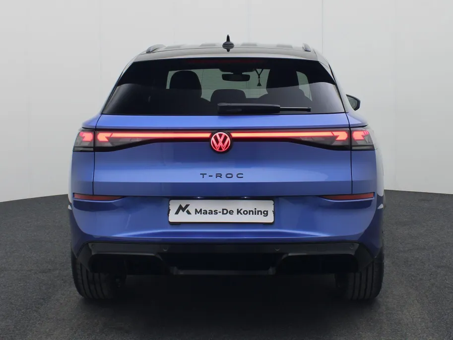 Volkswagen T-Roc 1.5eTsi/150PK R Line First Edition Black Style DSG · Navigatie · 360°Camera + Parkeersensoren · Stoel- & stuurverwarming · Garantie t/m 28-11-2027 · EXTRA INRUILKORTING