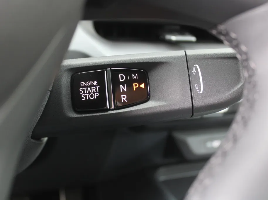 Kia Seltos 1.6 T-GDi DCT7 X-Line Demo Edition | Stuur-/stoelverwarming + ventilatie | 360 Camera | Leer | Elek. stoelverstelling | Telefoonlader | LED | 19' LM |