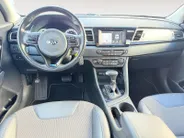 Kia Niro 1.6 GDi Hybrid DynamicLine | Zeer nette auto | Navigatie |  Trekhaak | 100% onderhouden | 12 maanden BOVAG garantie |
