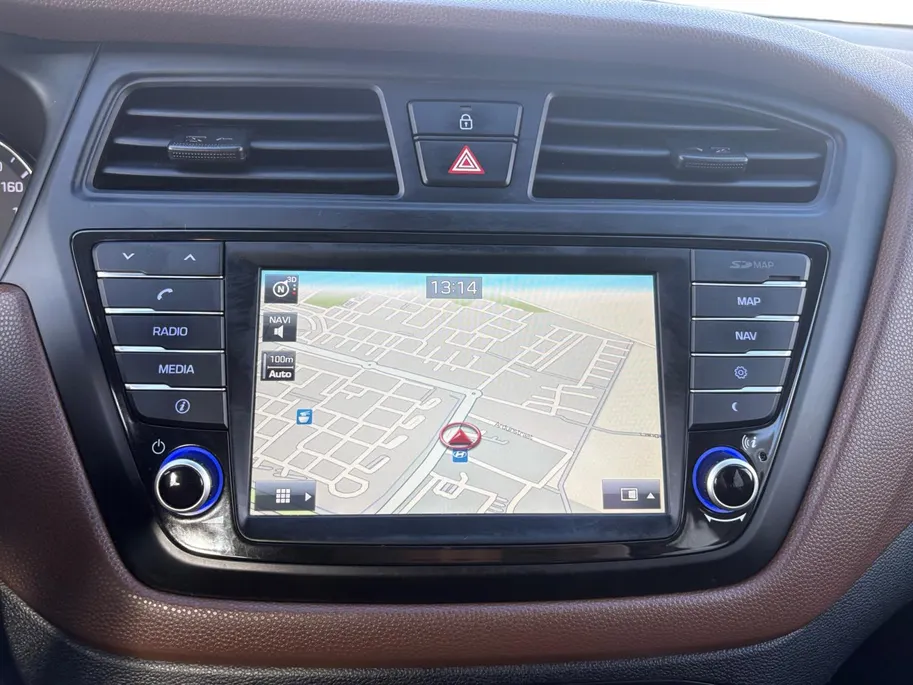 Hyundai i20 1.0 T-GDI Comfort | Trekhaak | Navi | Camera | Climate control