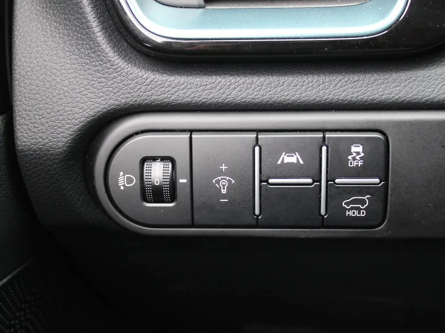 Kia Ceed Sportswagon 1.0 T-GDi MHEV Design Edition | Stuur-/stoelverwarming | Cruise adapt. | Camera | 16' LM | Elek. achterklep | JBL audio | LED |